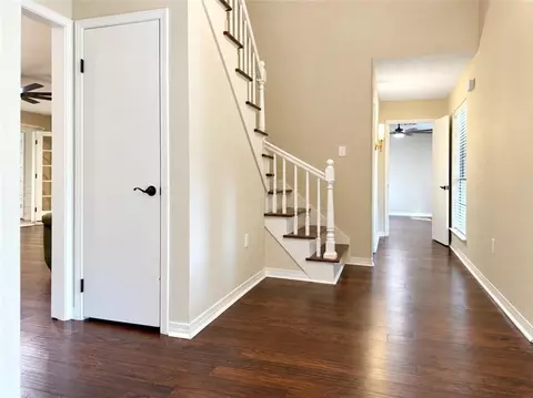 Entry Way - 157 Kimberly Dr, Mandeville, LA 70448 photo 1 of 2