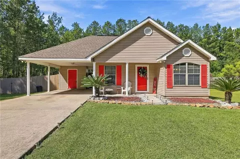 34079 Ambrose Hoover Rd, Tickfaw, LA 70466