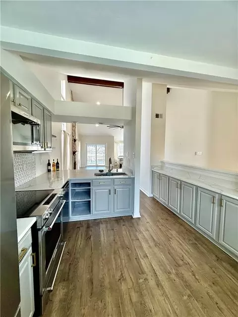 Kitchen - 621 Colbert St #1, Mandeville, LA 70448 photo 1 of 2
