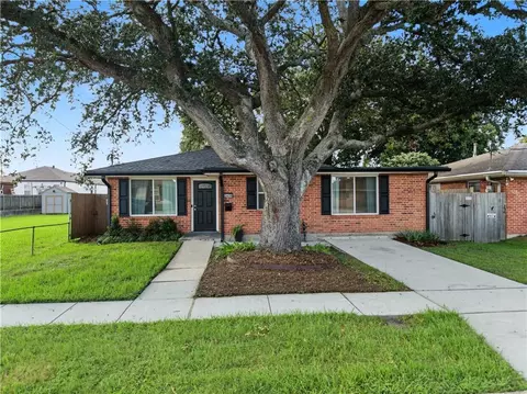2408 N Sibley St, Metairie, LA 70006