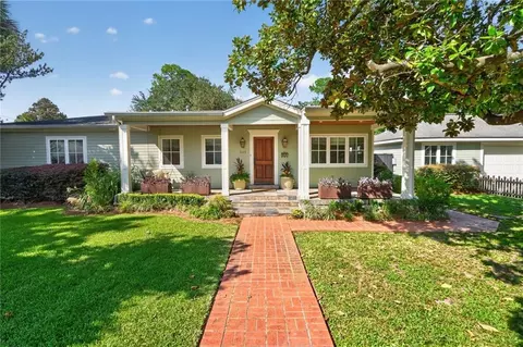 225 Bordeaux St, Metairie, LA 70005