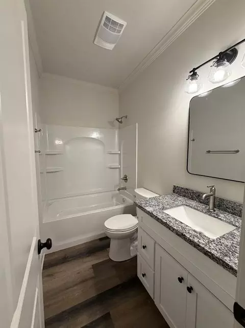 Bath - 70293 5th St, Covington, LA 70433 photo 4 of 6