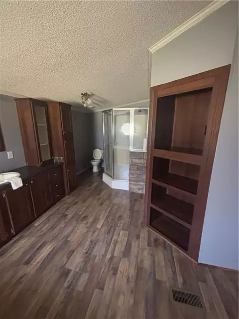 Bath - 1031 Red Hawk Way Rd, Summit, MS 39666 photo 1 of 5