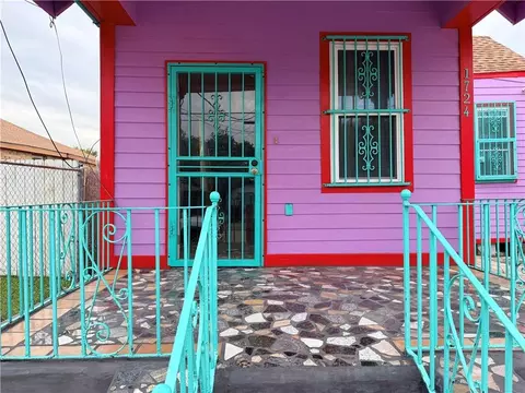 1724 Piety St, New Orleans, LA 70117