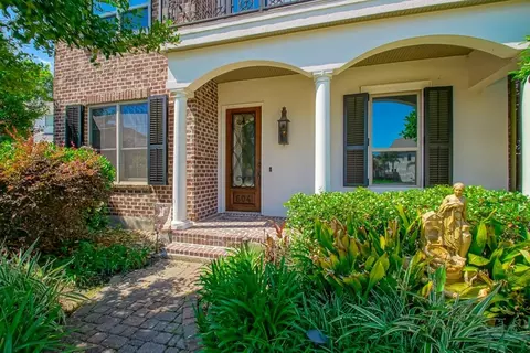604 Ferriday Ct, Harahan, LA 70123