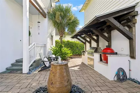 Exterior - 856 Chretien Point Ave, Covington, LA 70433 photo 11 of 19