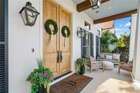 Exterior - 856 Chretien Point Ave, Covington, LA 70433 photo 4 of 19