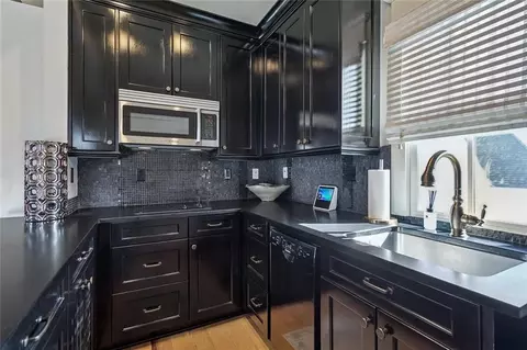 Kitchen - 856 Chretien Point Ave, Covington, LA 70433 photo 6 of 6