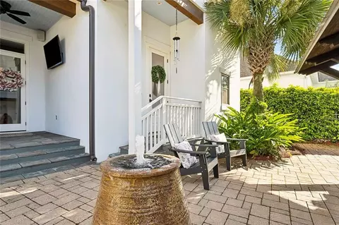 Exterior - 856 Chretien Point Ave, Covington, LA 70433 photo 13 of 19