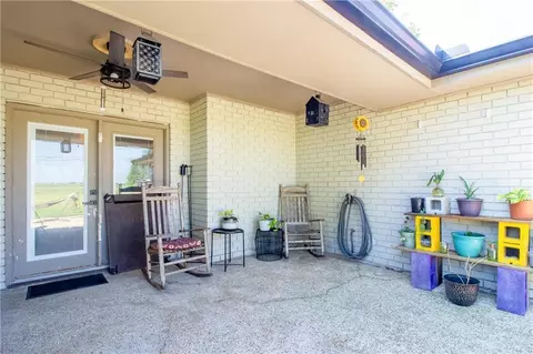 Exterior - 101 Devon Rd, Laplace, LA 70068 photo 3 of 4