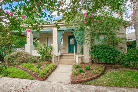 200 Metairie Lawn Dr, Metairie, LA 70001