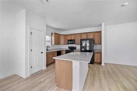 13197 E Coles Creek Loop, Hammond, LA 70403 photo 3