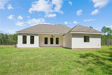Exterior - 20526 Lois Ln, Covington, LA 70435 photo 3 of 5