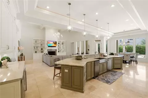 Kitchen - 537 Delta Queen Ct, Covington, LA 70433 photo 4 of 5