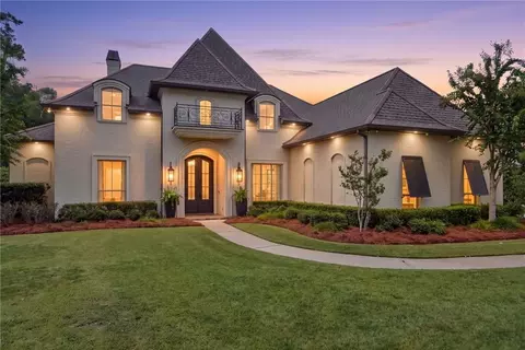 537 Delta Queen Ct, Covington, LA 70433