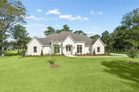 119 Chinawood Dr, Abita Springs, LA 70420