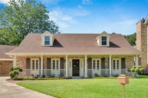 3 Tudor Ln, River Ridge, LA 70123