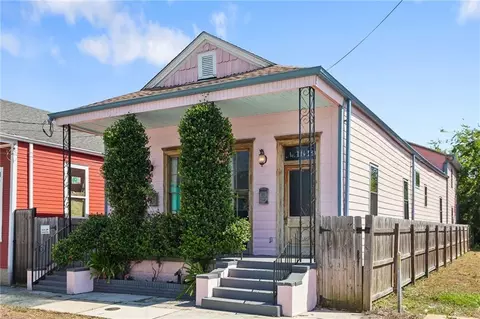 1619 Saint Anthony St, New Orleans, LA 70116