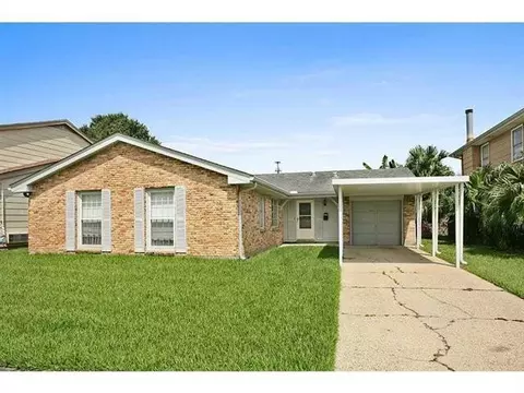 341 Briarmeade Dr, Gretna, LA 70056