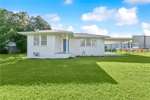 147 Star Pl, Belle Chasse, LA 70037