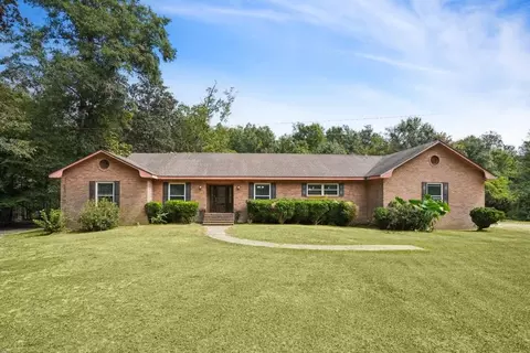 1003 Cone Rd, Bogalusa, LA 70427