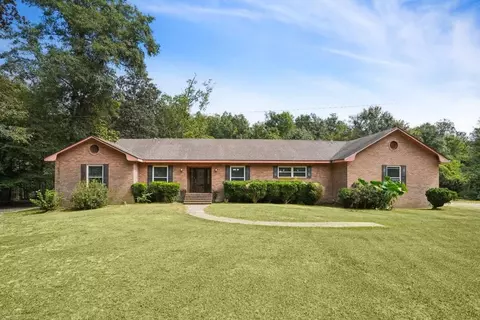 1003 Cone Rd, Bogalusa, LA 70427