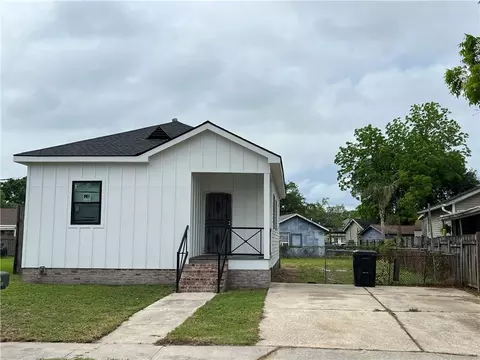 4336 Rayne Dr, New Orleans, LA 70122
