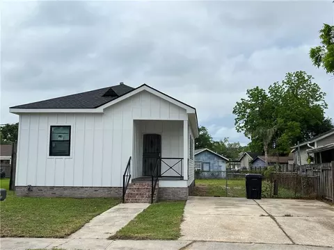 4336 Rayne Dr, New Orleans, LA 70122