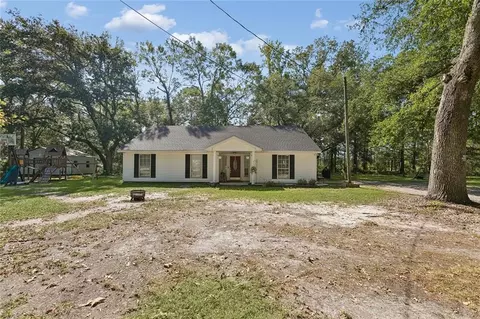 38030 Michelle Dr, Pearl River, LA 70452