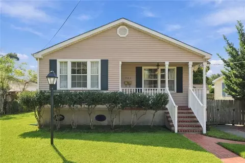703 E Jefferson Park Ave, Jefferson, LA 70121