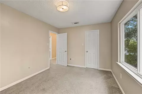 Bedroom - 102 St John Cir, Covington, LA 70433 photo 4 of 7