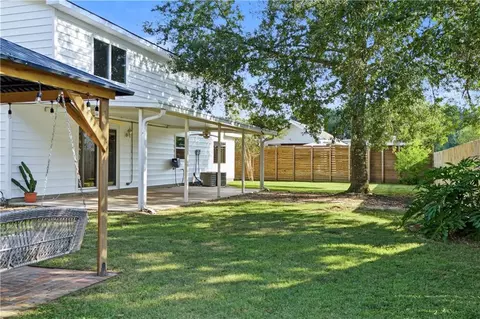 Exterior - 102 St John Cir, Covington, LA 70433 photo 3 of 4