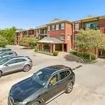 801 Rue Burgundy St #319, Metairie, LA 70005