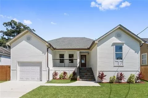 5035 Debore Cir, New Orleans, LA 70126