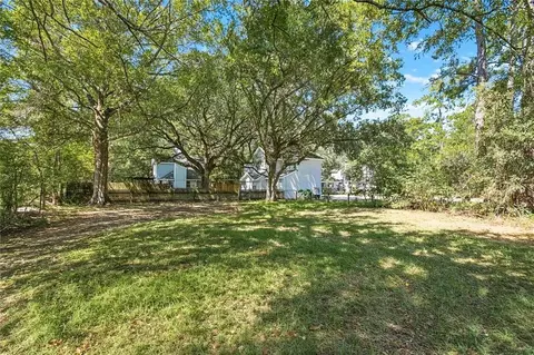 Exterior - 66 68 Maison Dr, Covington, LA 70433 photo 4 of 6