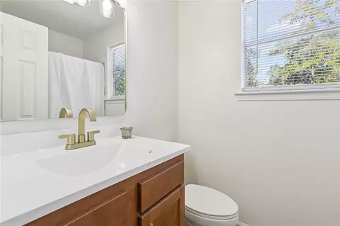 Bath - 66 68 Maison Dr, Covington, LA 70433 photo 3 of 3