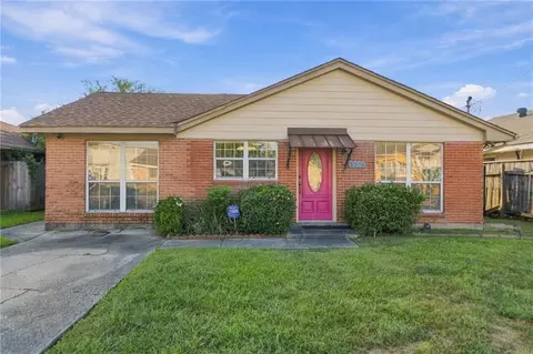 5708 Providence Pl, New Orleans, LA 70126