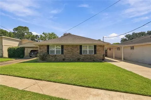 5240 Sanford St, Metairie, LA 70006
