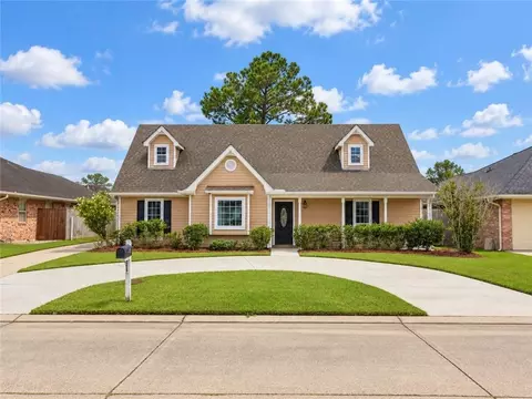 26 Ashland Dr, Destrehan, LA 70047