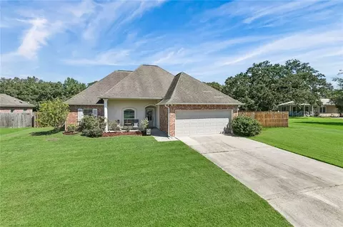 21047 Brighton Cove Dr, Ponchatoula, LA 70454