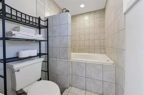 Bath - 605 Markham Dr, Slidell, LA 70458 photo 2 of 3