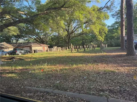 6101 Dover Place Pl, New Orleans, LA 70131