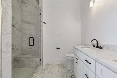 Bath - 7205 Easy St, Arabi, LA 70032 photo 1 of 3