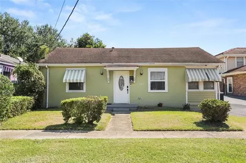 927 Lamanche St, New Orleans, LA 70117