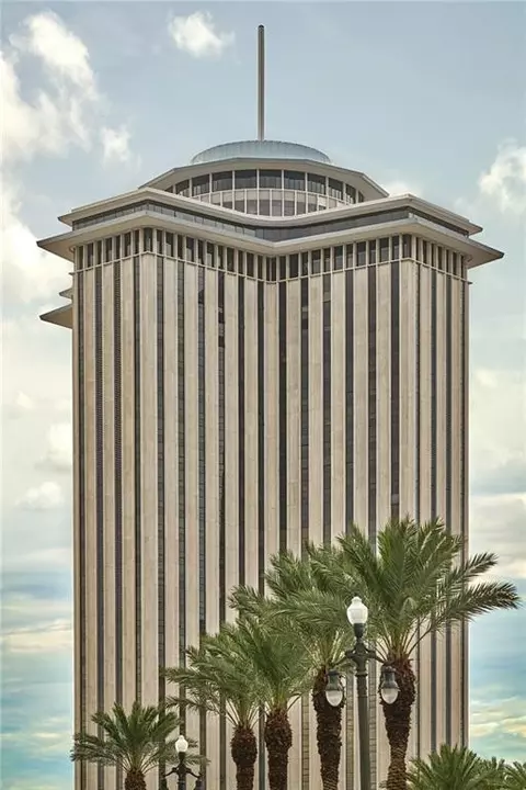 2 Canal St #2706, New Orleans, LA 70130