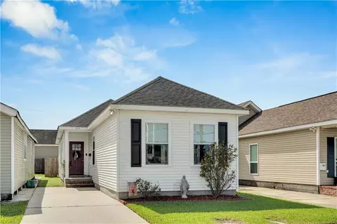 504 Fried St, Gretna, LA 70053