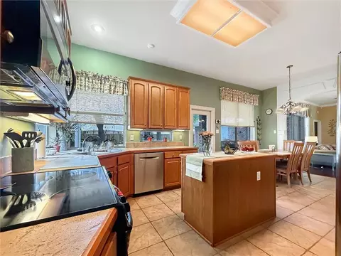 Kitchen - 710 Waxwing Dr, Mandeville, LA 70448 photo 3 of 3