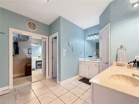 Bath - 710 Waxwing Dr, Mandeville, LA 70448 photo 1 of 3