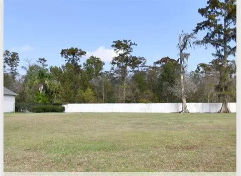171 Forest Oaks Dr, New Orleans, LA 70131