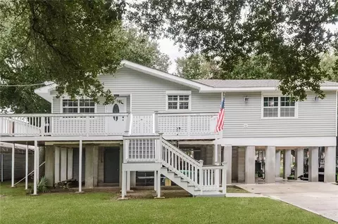 5214 Church St, Lafitte, LA 70067